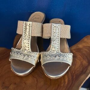 Women’s Jack Rogers Women's Nora Wedge Sandal - Platinum (Gold) Size 9